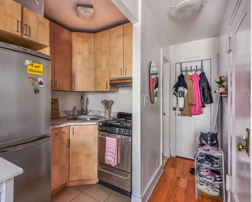 230SquareFoot NYC Rental Studio Apartment Apartment Therapy